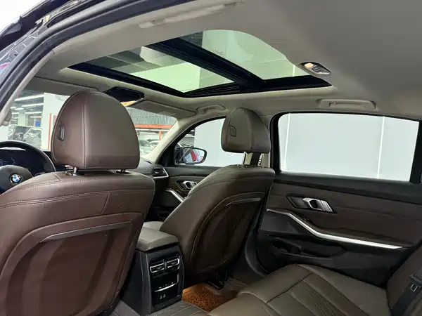 BMW 3 Series 2024