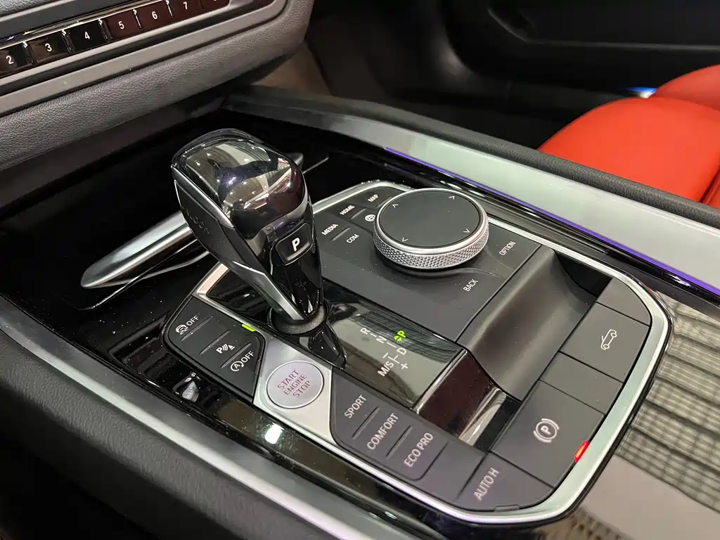 BMW Z4 2019 — фото 11