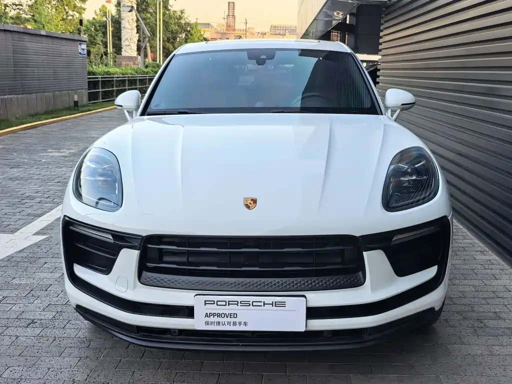 Porsche Macan 2024 — фото 2