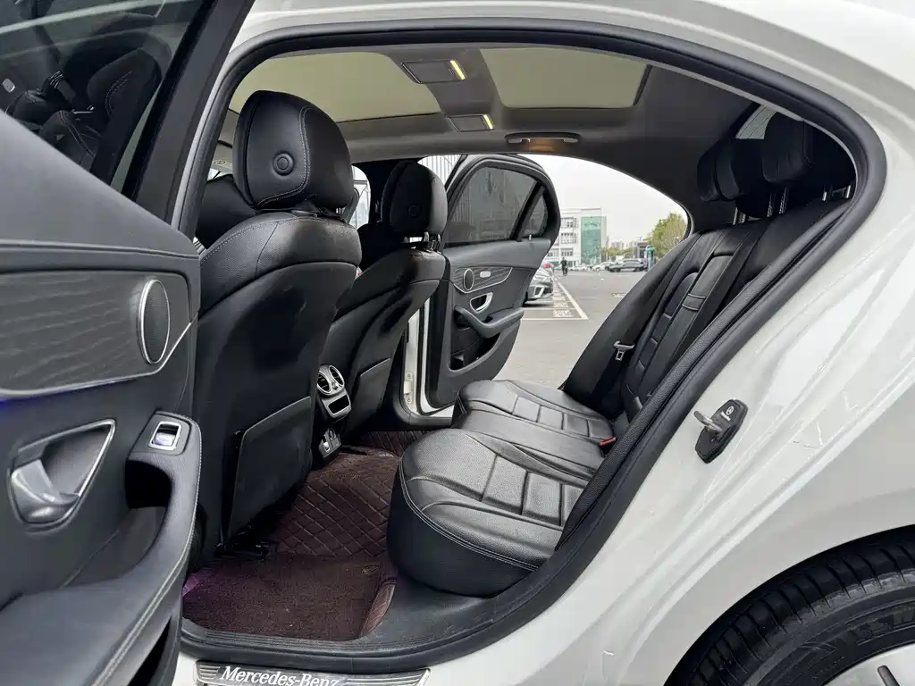 Mercedes-Benz C-Class 2021 — фото 6
