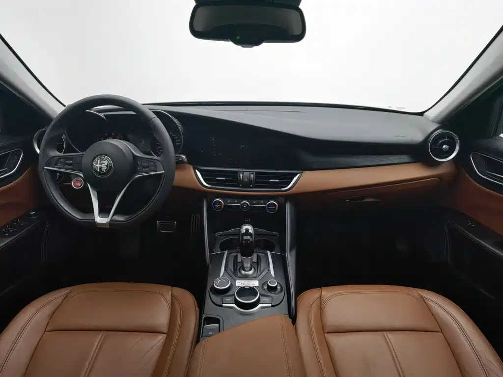 Alfa Romeo Giulia Juliet 2019 — фото 5