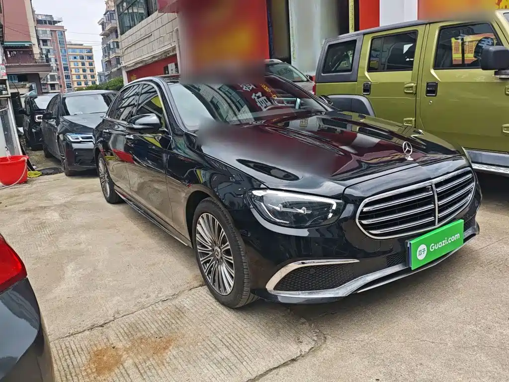 Mercedes-Benz E-Class 2021