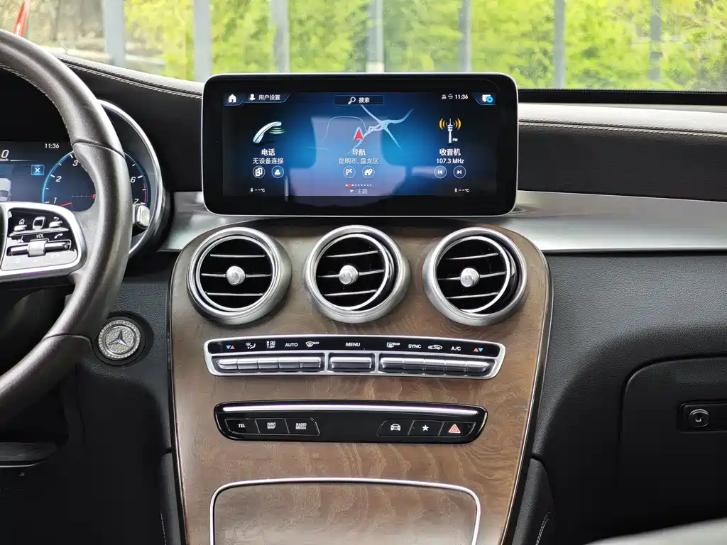 Mercedes-Benz GLC 2020 — фото 18