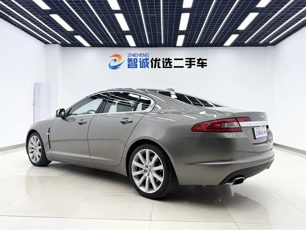 Jaguar XF 2008 — фото 20