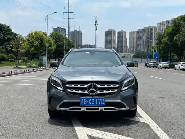 Mercedes-Benz GLA 2017