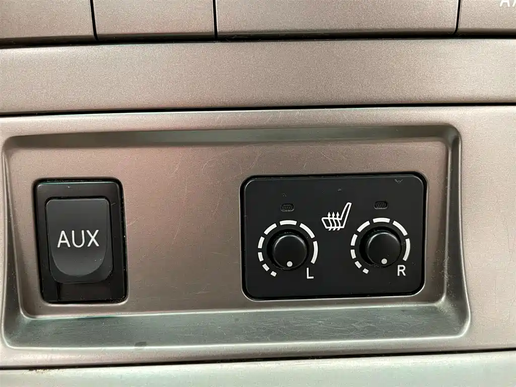 Toyota Highlander 2011 — фото 12