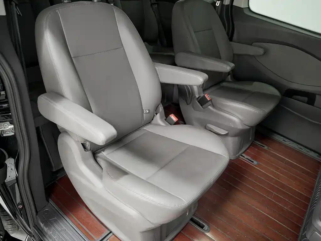 Ford Tourneo 2021 — фото 14