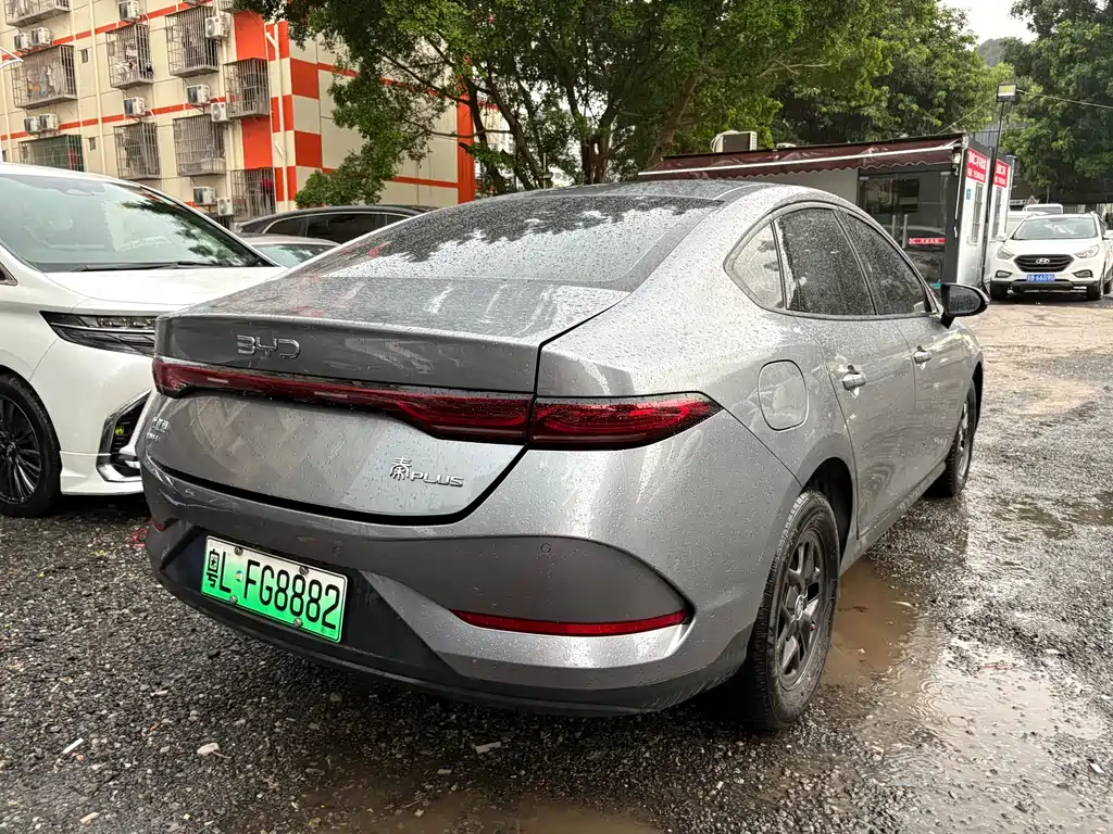 BYD Qin PLUS 2025 — фото 11