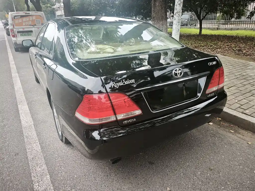 Toyota Crown 2006