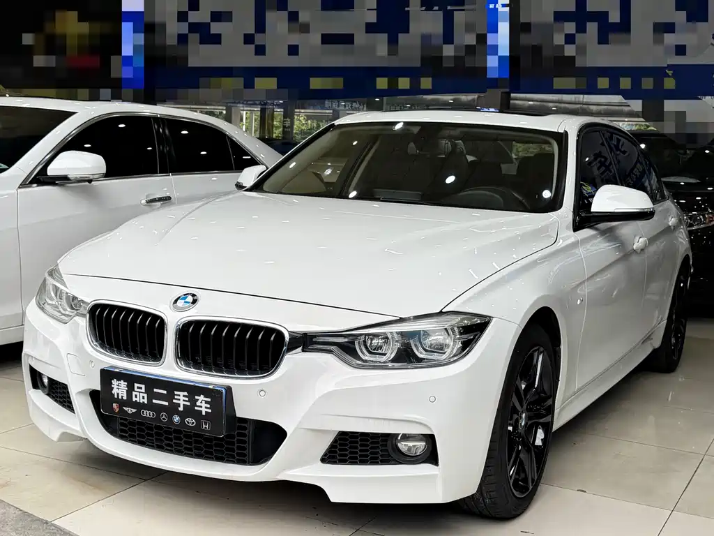 BMW 3 Series 2018 — фото 1