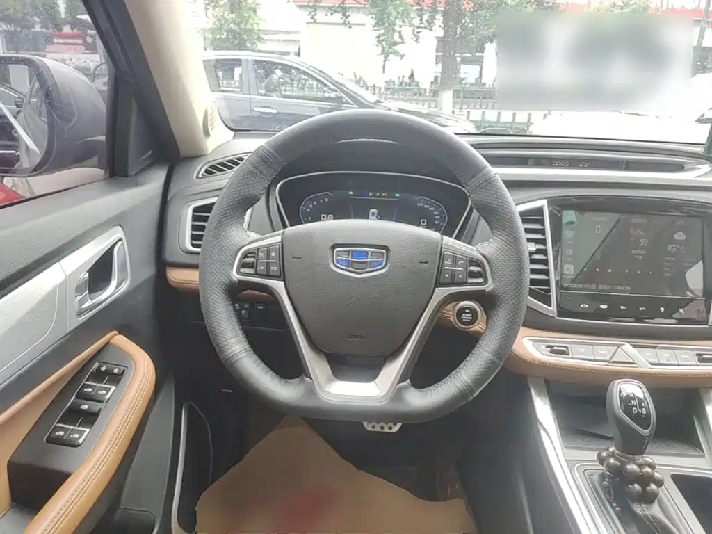 Geely Vision X6 2018 — фото 11