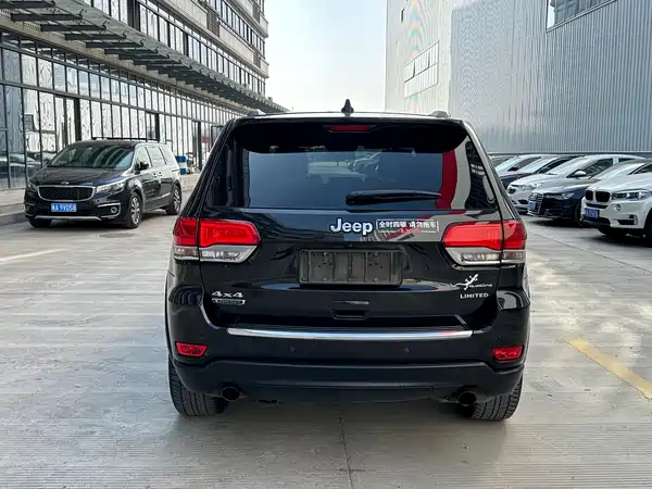 Jeep Grand Cherokee 2015