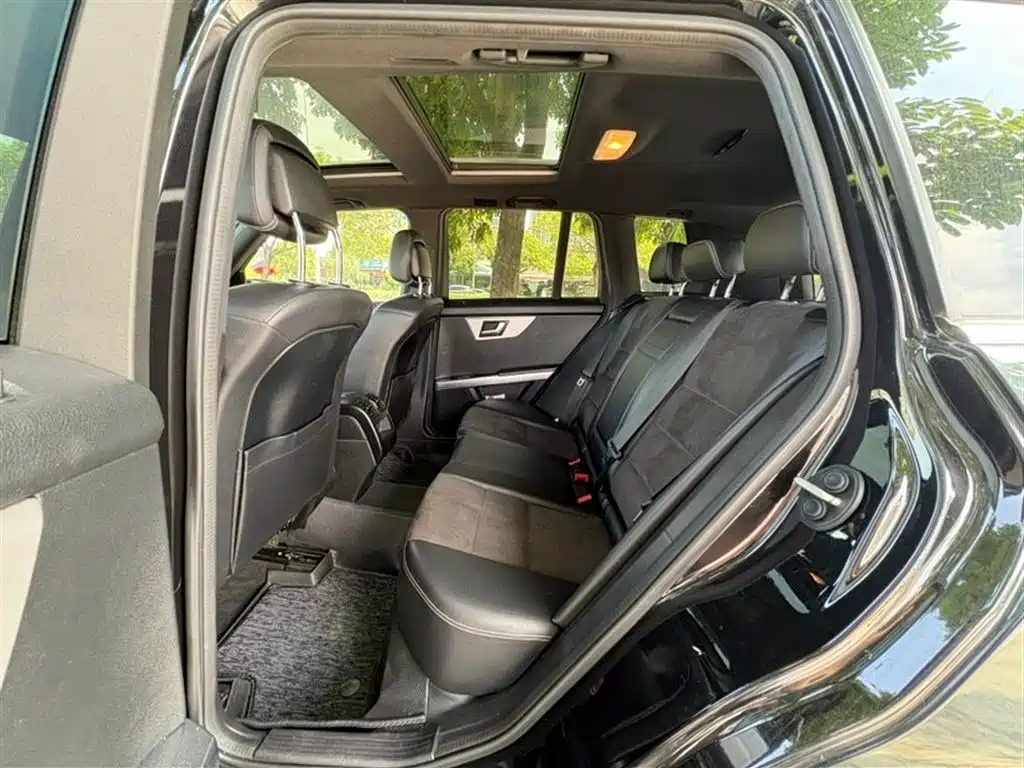 Mercedes-Benz GLK-Class 2015