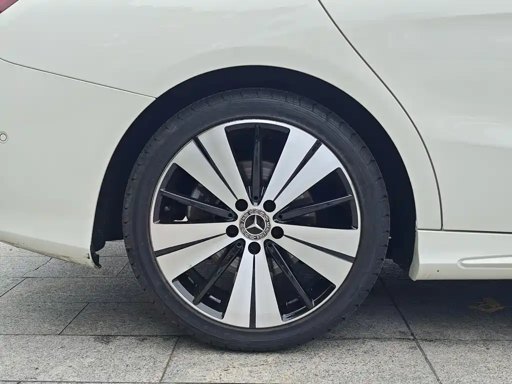 Mercedes-Benz CLA 2018 — фото 22