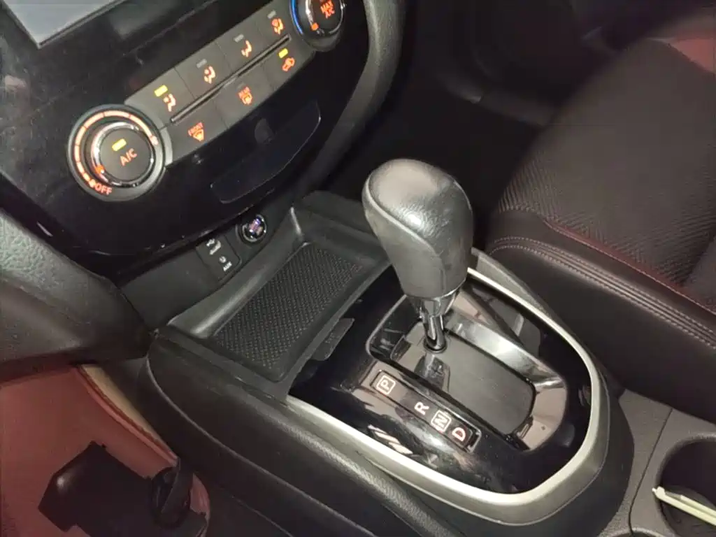 Nissan Qashqai 2018 — фото 14