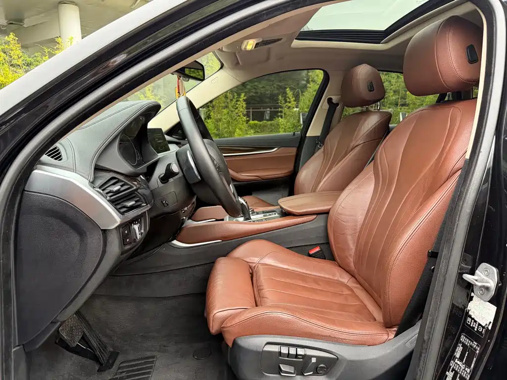 BMW X6 2015 — фото 11