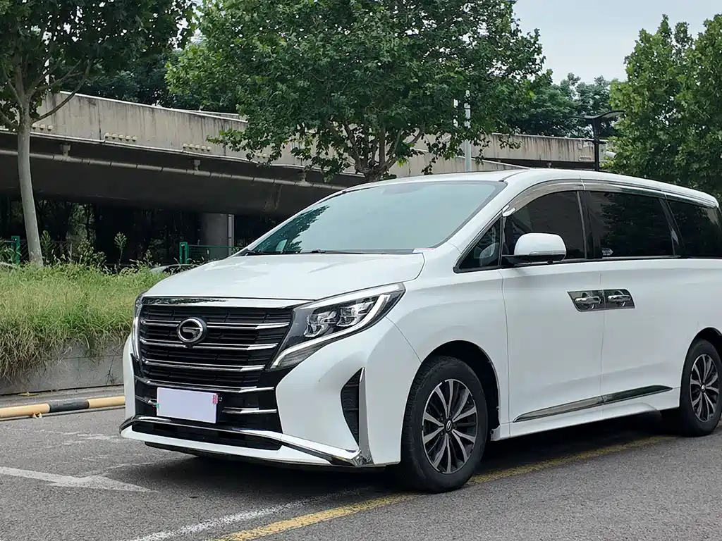 GAC Motor Trumpchi M8 2022 — фото 1
