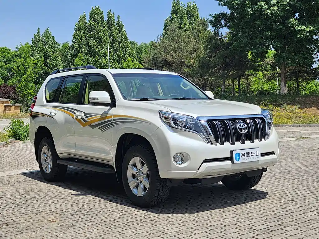 Toyota Prado 2017 — фото 3