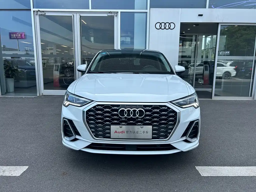 Audi Q3 Sportback 2021 — фото 2