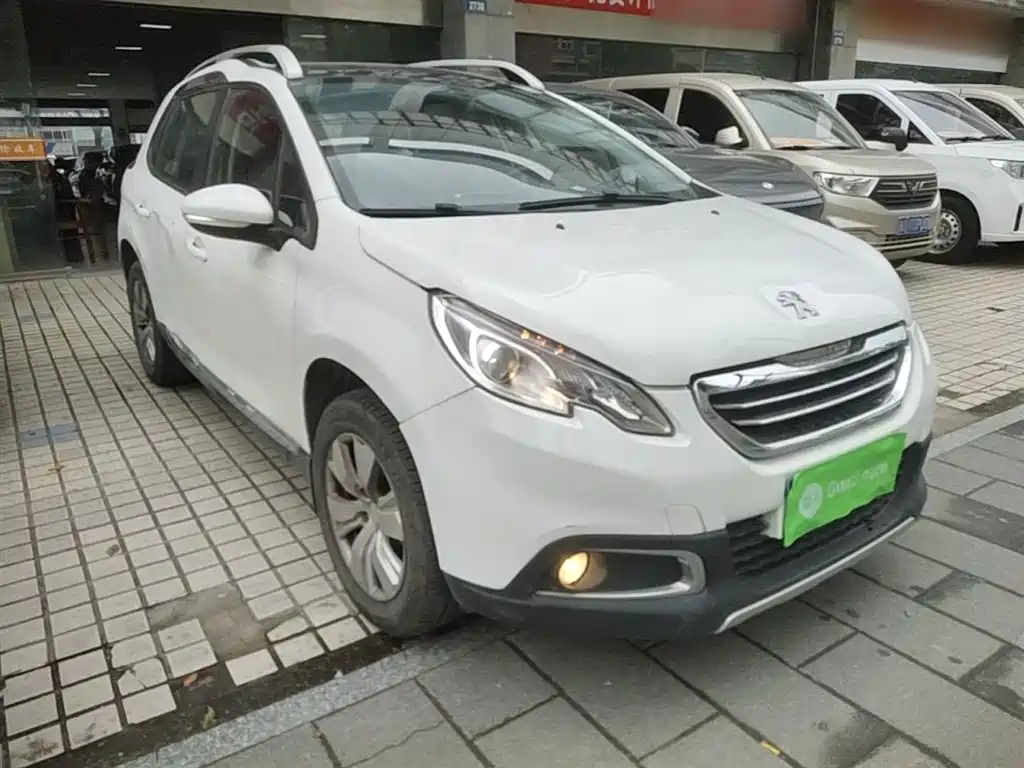 Peugeot 2008 2015 — фото 4