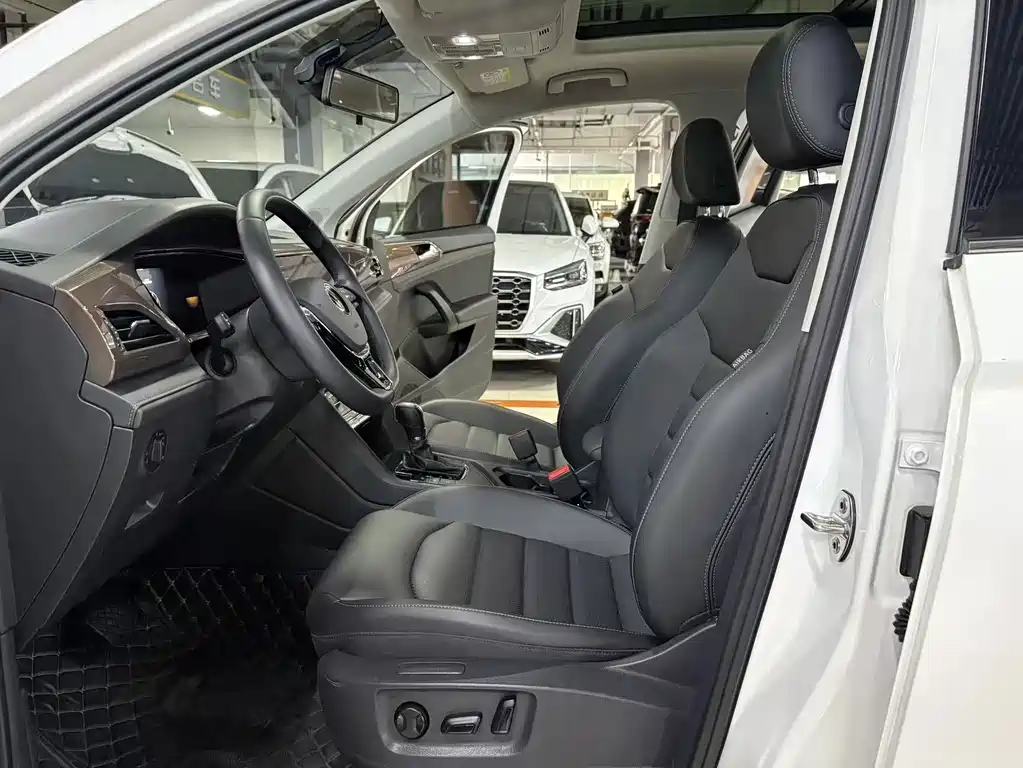 Volkswagen Tharu 2022