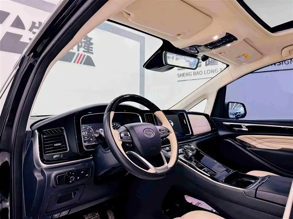 GAC Motor Trumpchi M8 2022 — фото 7