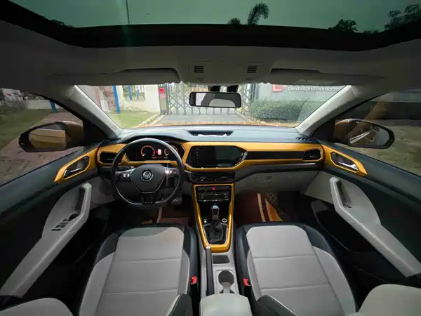 Volkswagen T-Cross 2019