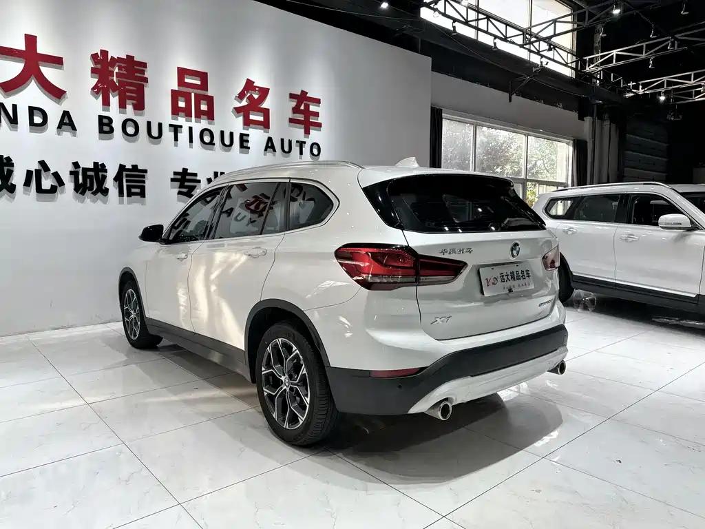 BMW X1 2022 — фото 18