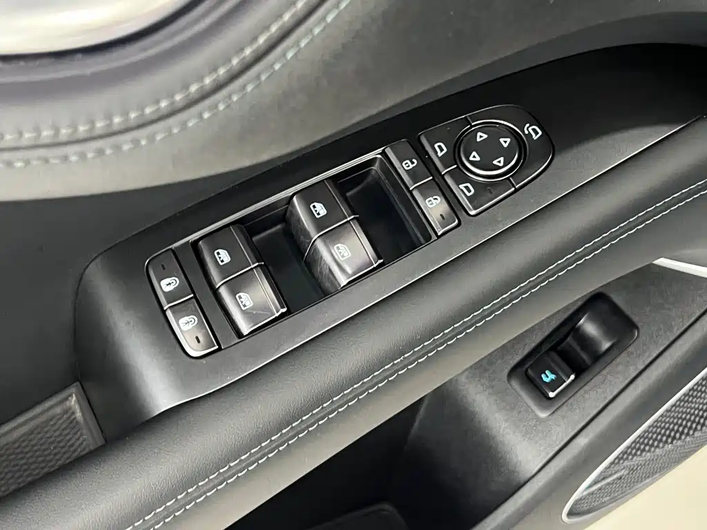 BYD Seal 07 EV 2024 — фото 16
