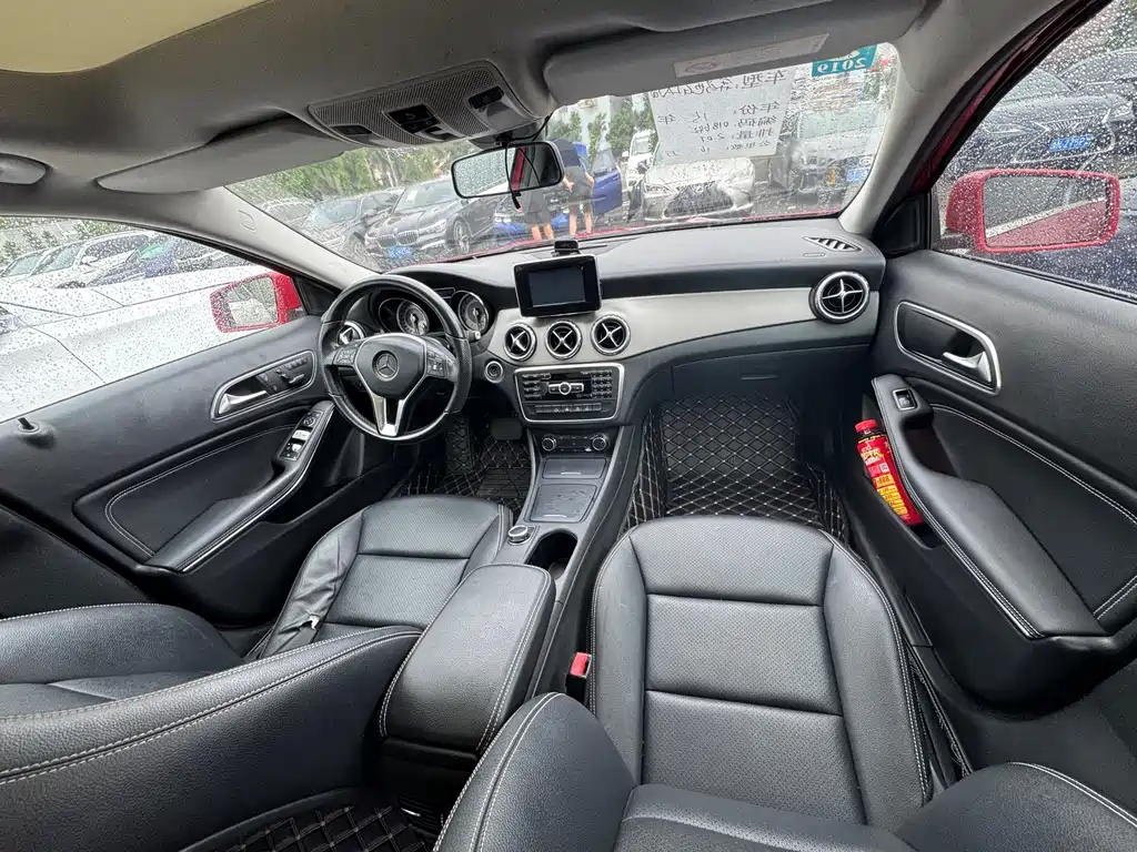 Mercedes-Benz GLA 2015 — фото 16