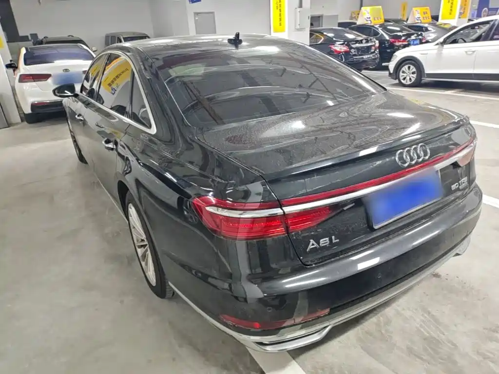 Audi A8 2022