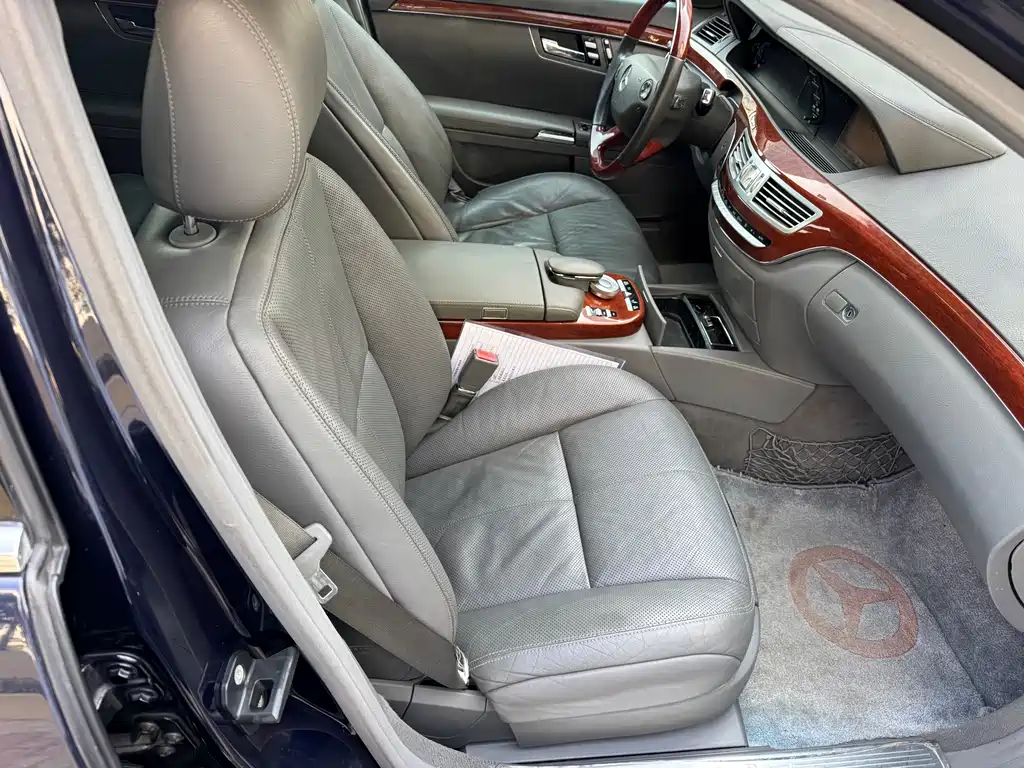 Mercedes-Benz S-Class 2006 — фото 13
