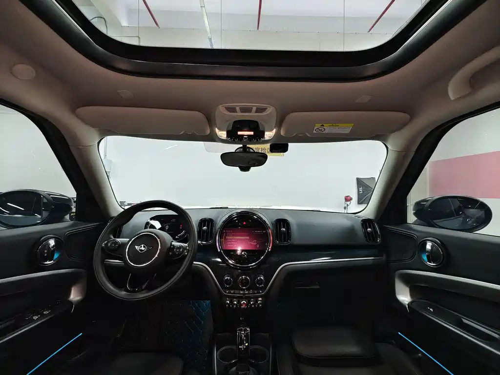 MINI Countryman 2021 — фото 12