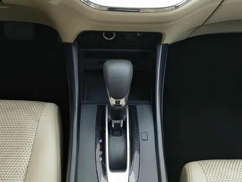 Honda Jade 2014 — фото 13