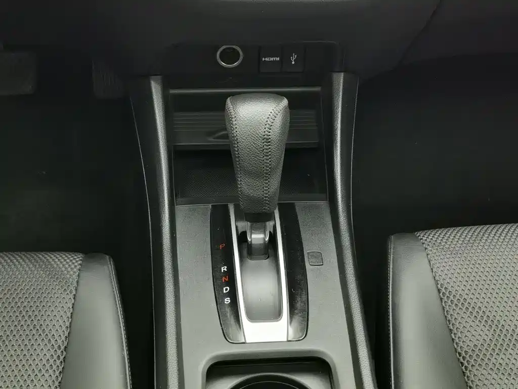 Honda Jade 2015 — фото 13