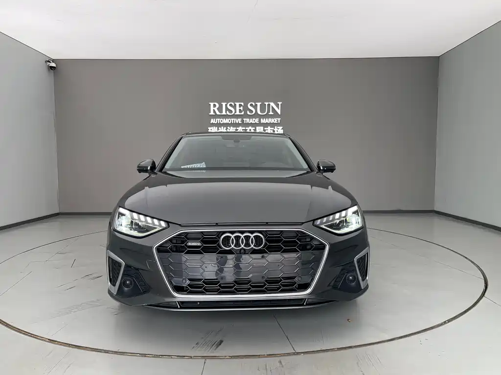 Audi A4L 2020