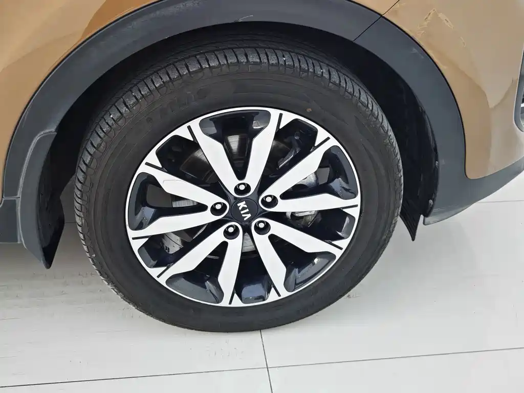 Kia KX5 2016 — фото 15