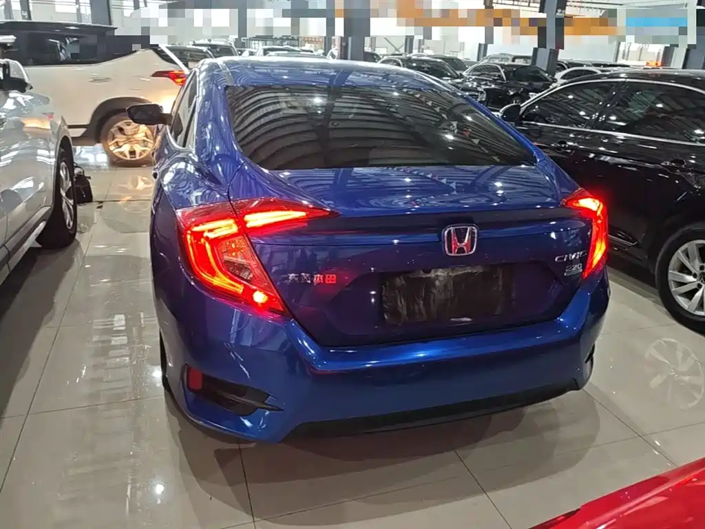 Honda Civic 2020 — фото 6