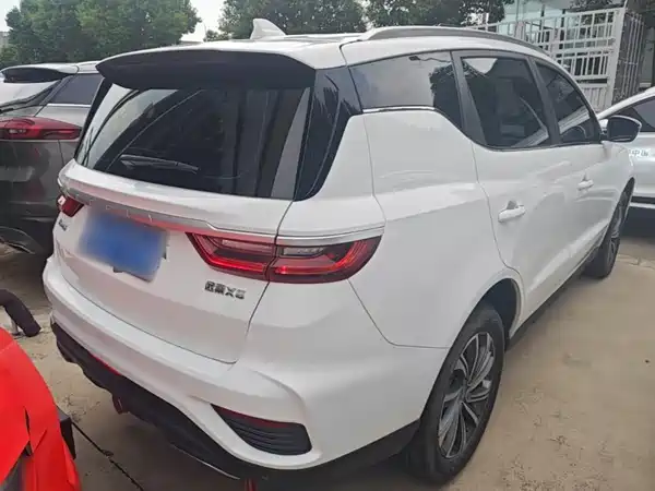 Geely Vision X6 2021