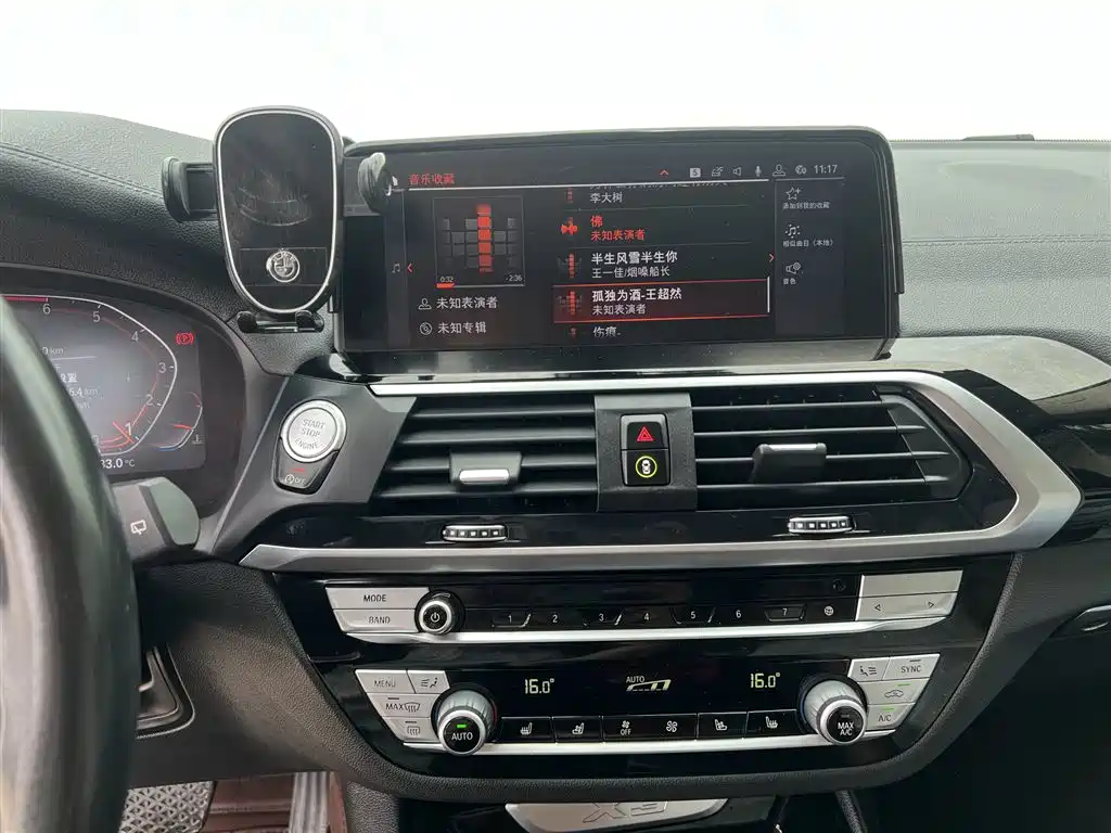 BMW X3 2020 — фото 11