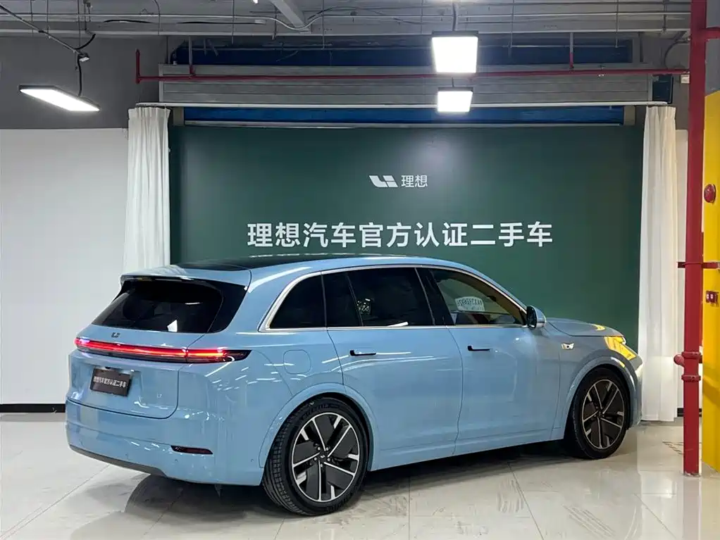 Li Auto Li L7 2025