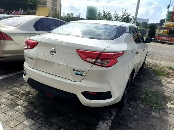 Nissan Bluebird 2017