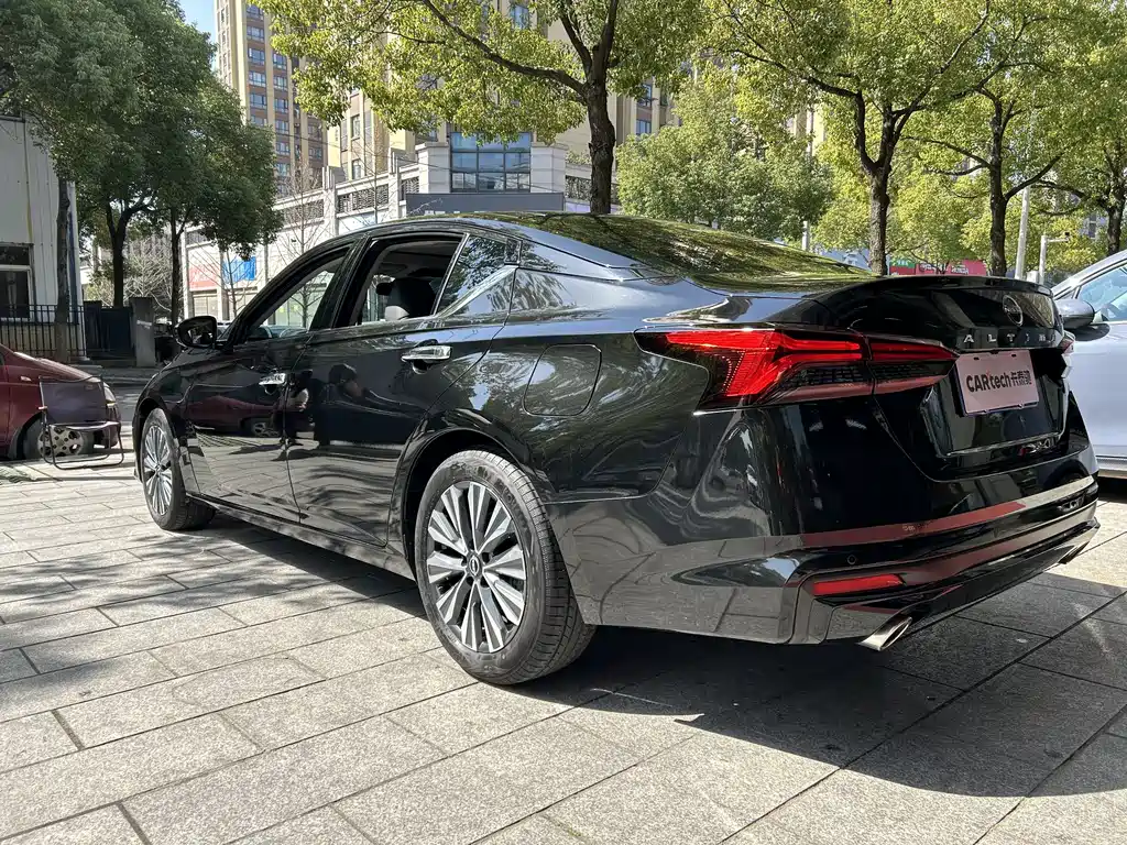 Nissan Teana 2024 — фото 13