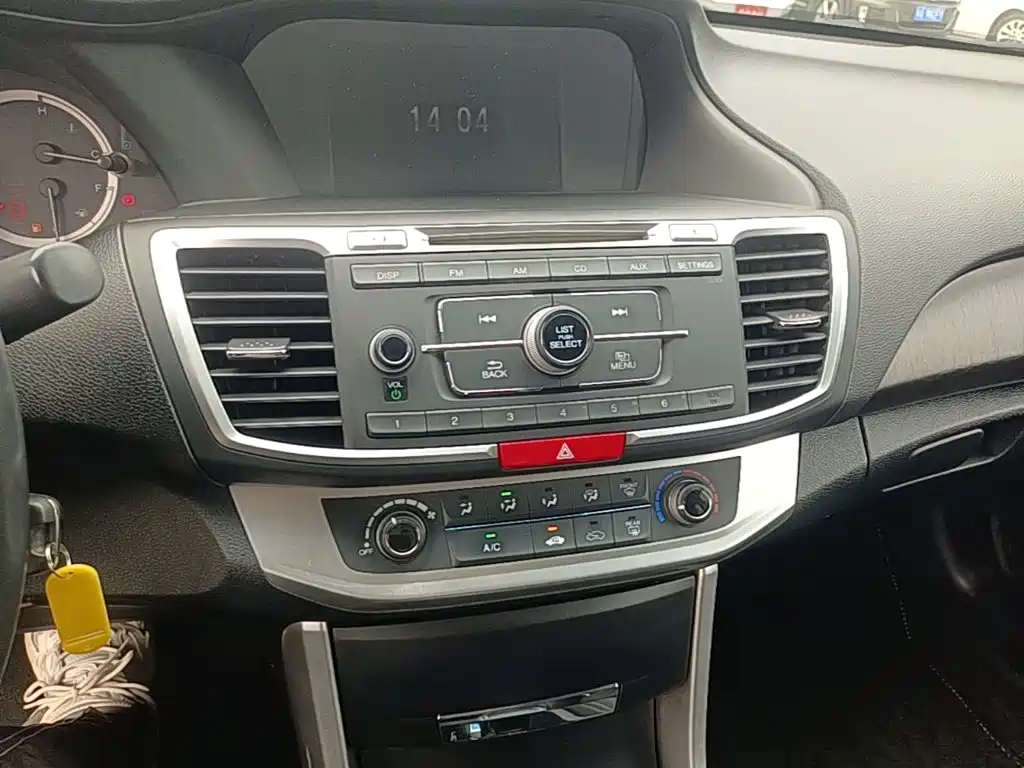 Honda Accord 2015 — фото 13