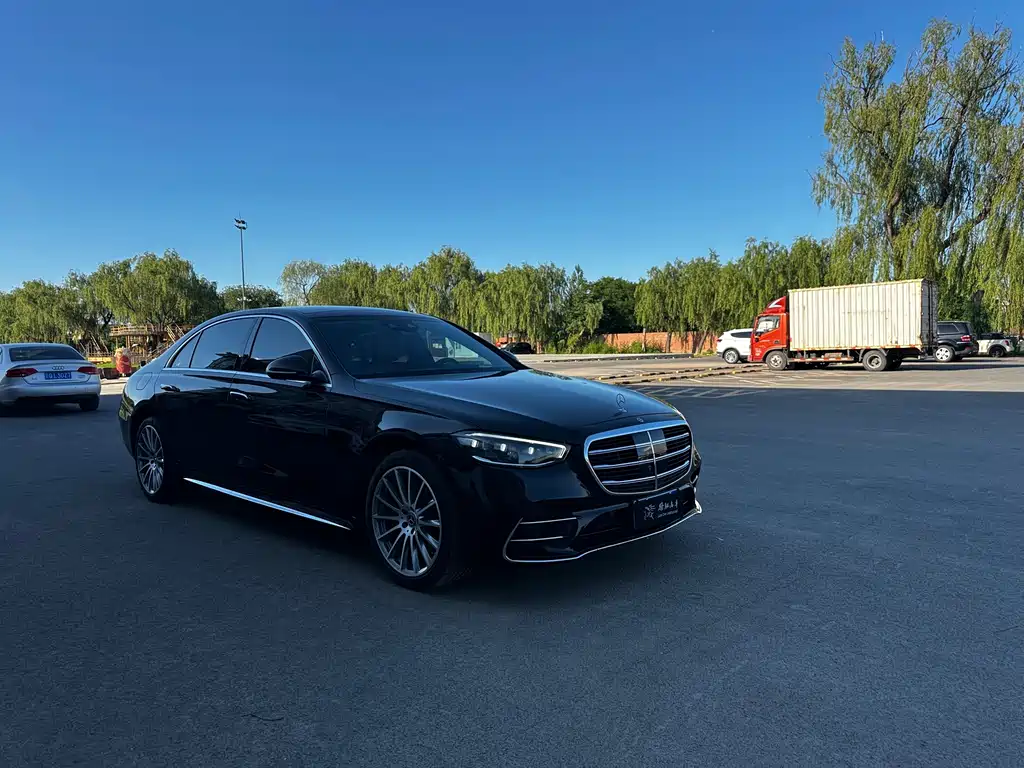 Mercedes-Benz S-Class 2022