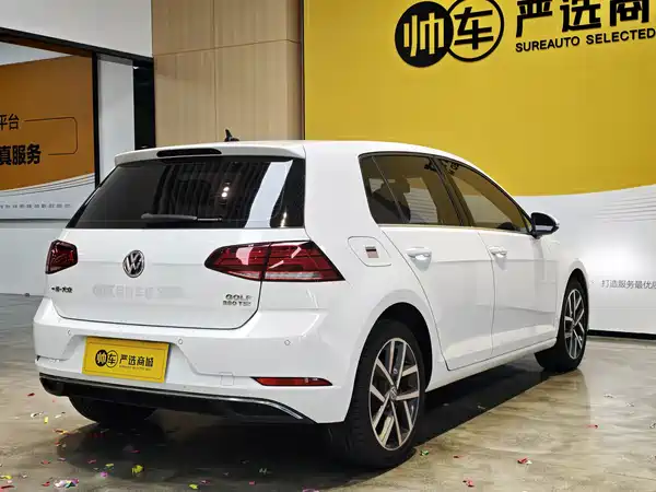 Volkswagen Golf 2020