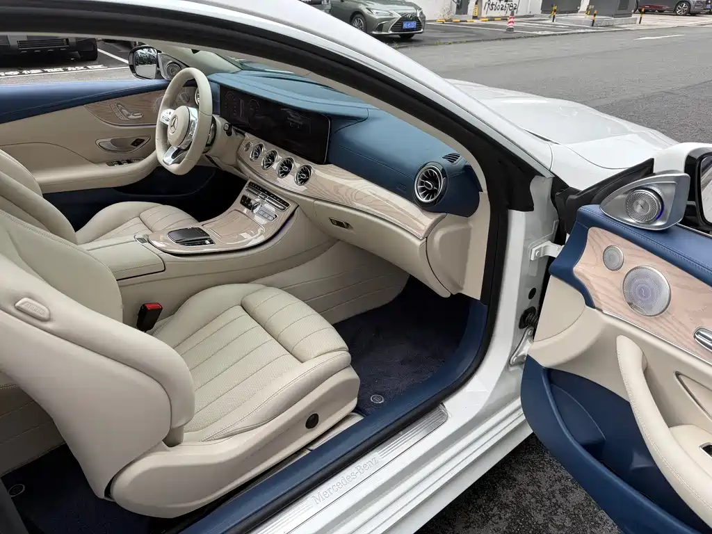 Mercedes-Benz E-Class 2019 — фото 12