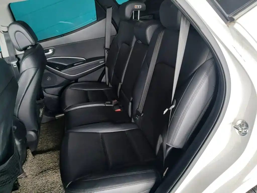 Hyundai Santa Fe 2015 — фото 17