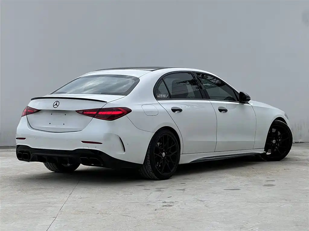 Mercedes-Benz C-Class 2022