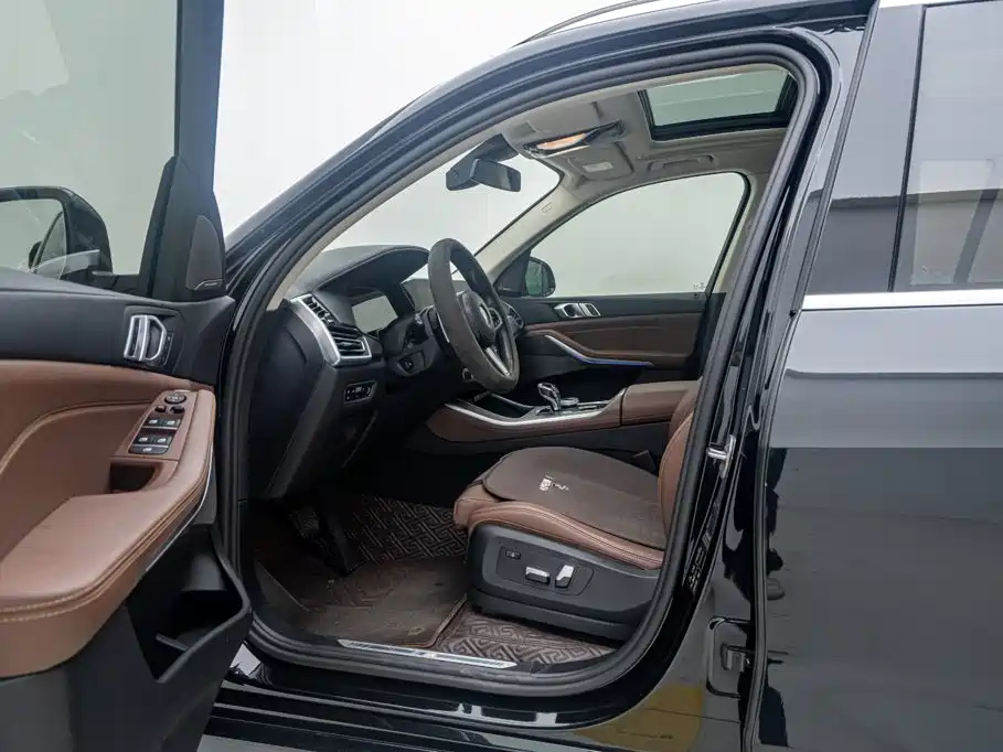 BMW X5 2021 — фото 17
